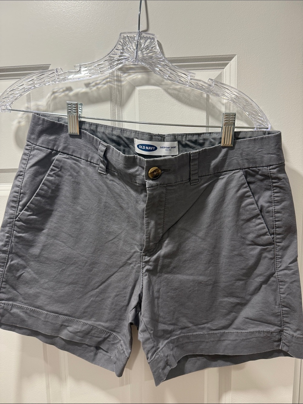 Old Navy Women's Gray Chino Bermuda Shorts